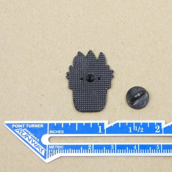 FREE ADD ON WITH PURCHASE Kawaii Succulent Plant Enamel Brooch Pin - Picture 3 of 4